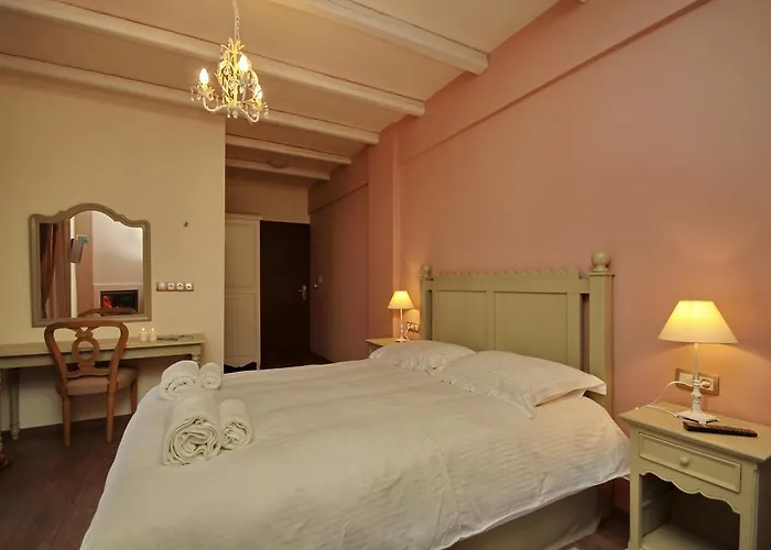 Hotell Thisoa Karkaloú